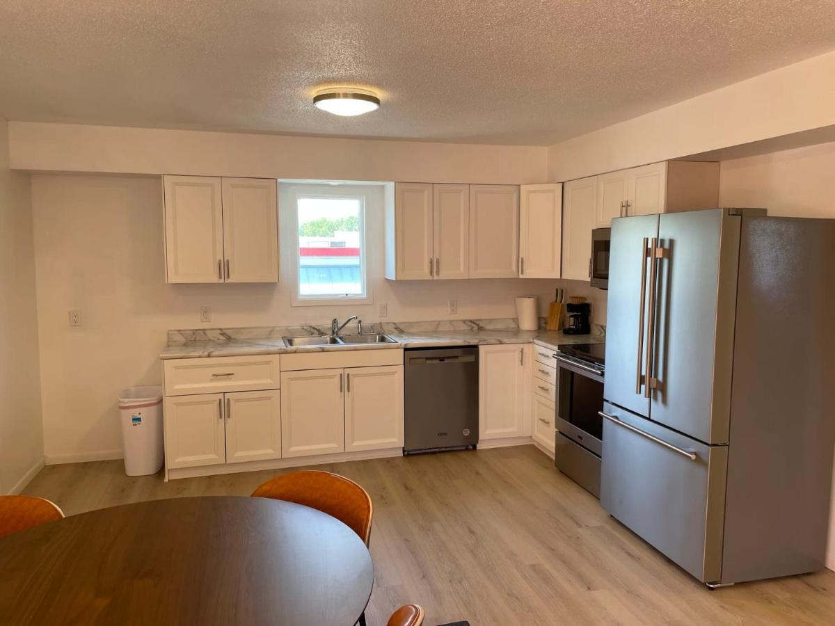 2nd Floor, 2 Bedroom Condo, Sleeps 6 Lake City Buitenkant foto