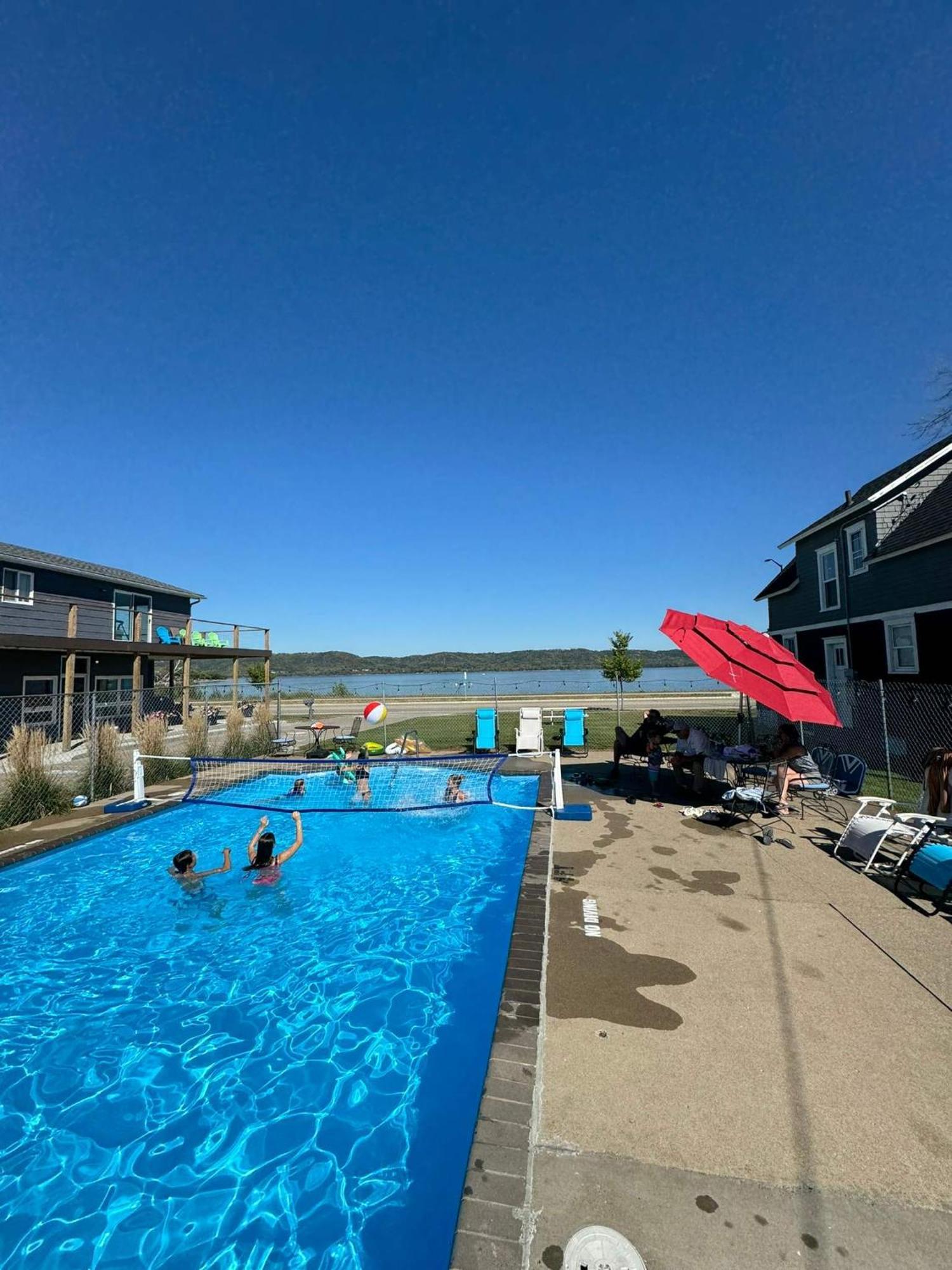 2nd Floor, 2 Bedroom Condo, Sleeps 6 Lake City Buitenkant foto